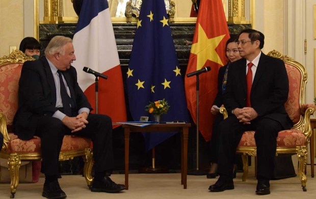 PM meets President of French Senate